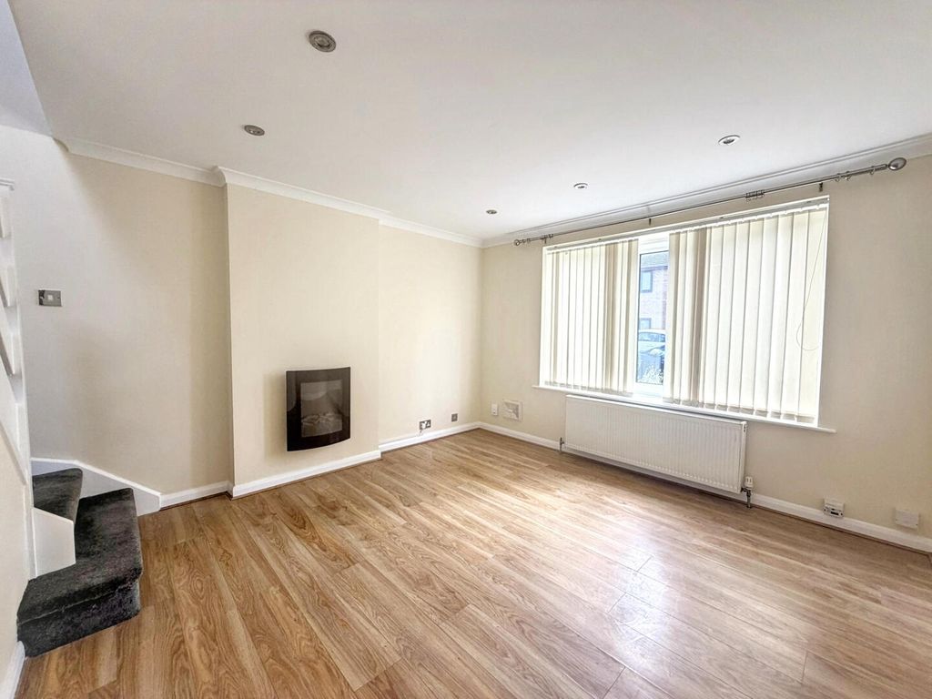 Property photo 3 of 8 Living Room