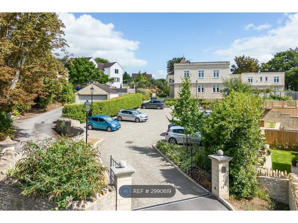 Property photo 1 of 15 Privated Gated Area