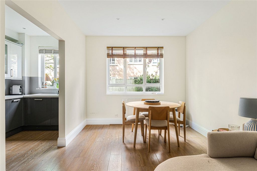 Property photo 1 of 12 Reception/Kitchen