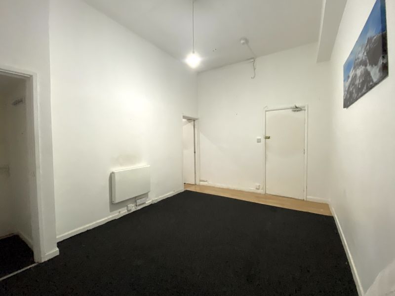 Property photo 2 of 11 Photo 2