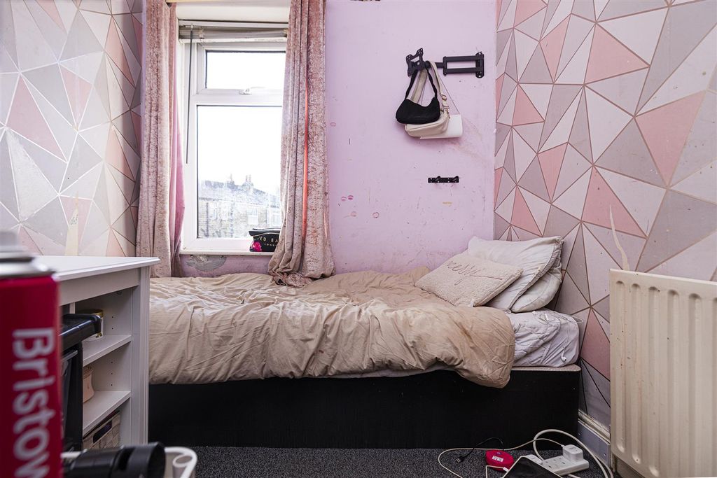Additional image 18 of 4 bed terraced house for saleNorman Avenue, Elland, Halifax HX5
