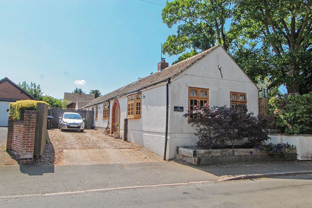 Property photo 1 of 25