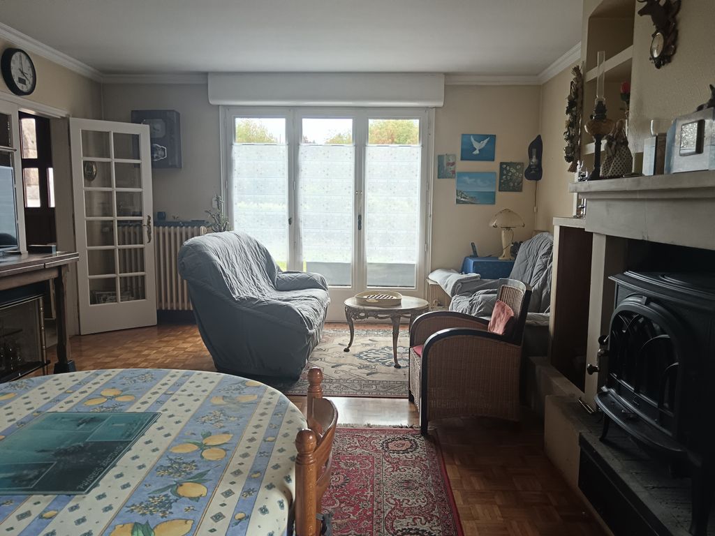 Property photo 3 of 10