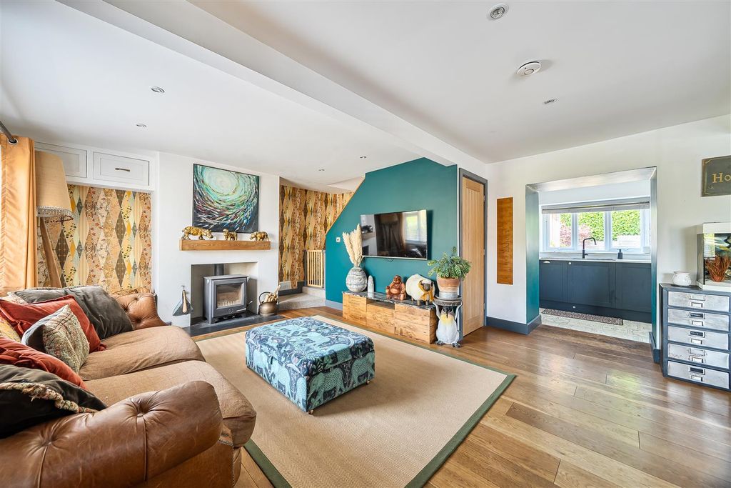 Property photo 2 of 35 Open Plan Living Space