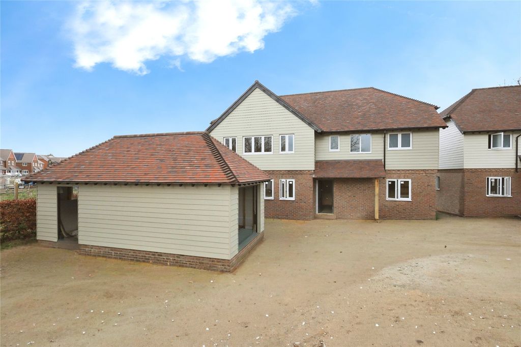 Property photo 3 of 6 Picture No. 06