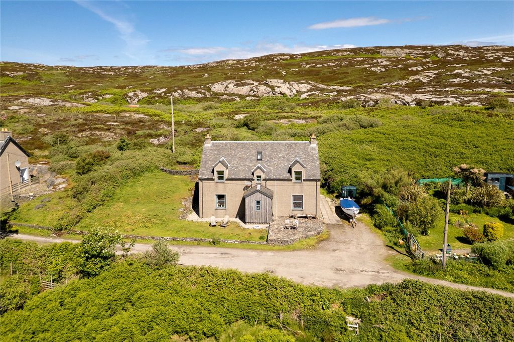 Property photo 2 of 25 4c Glassard