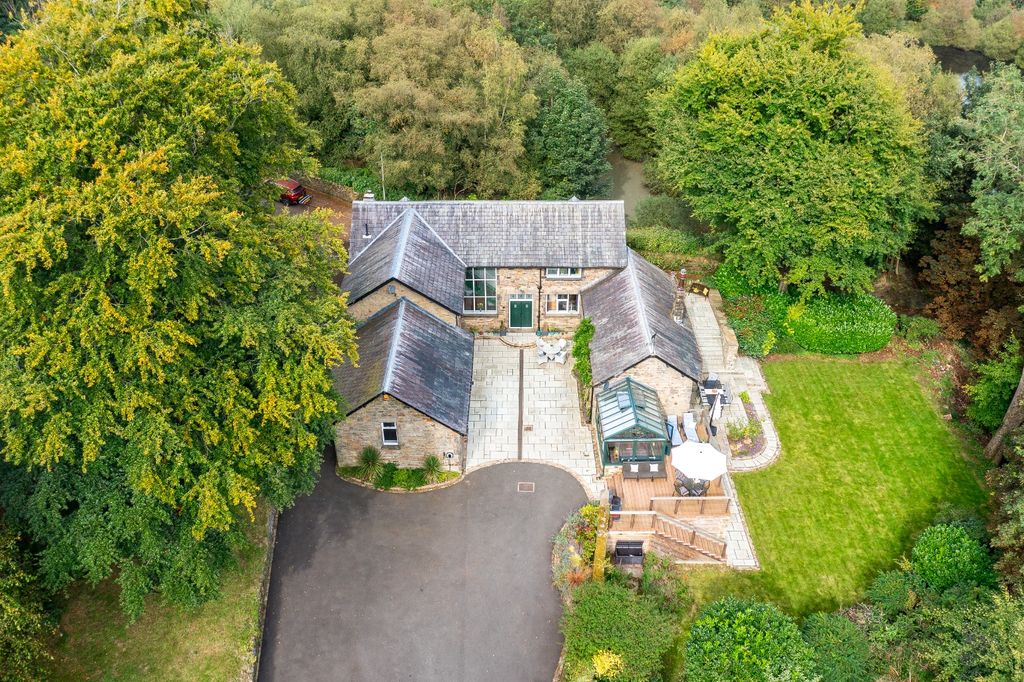 Property photo 2 of 32 3350737