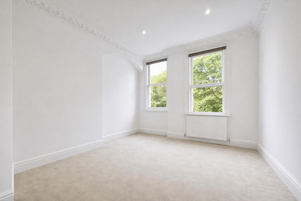 Property photo 3 of 15 d7853B0c-77F9-4177-9E1F-3Acd53Dfb0c8.Png