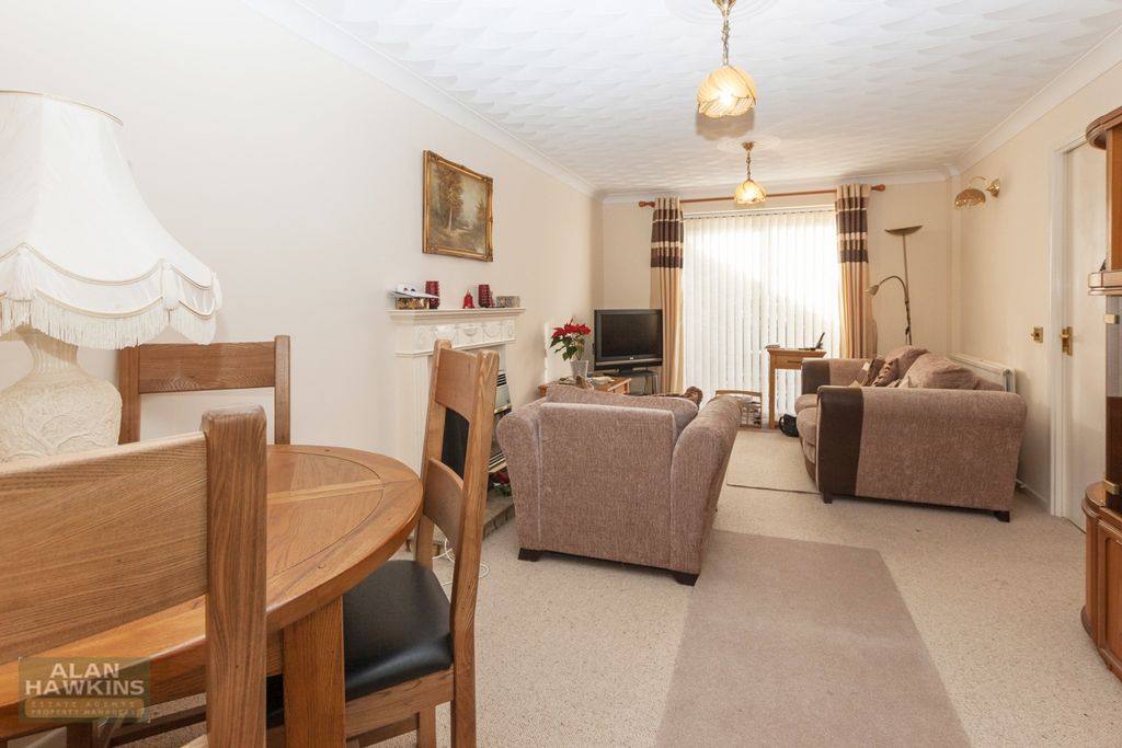 Property photo 2 of 9 1844 (9 Of 10)-2