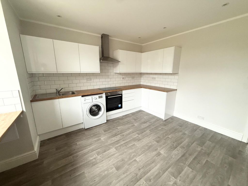 Property photo 3 of 10 Img_2606.Jpg