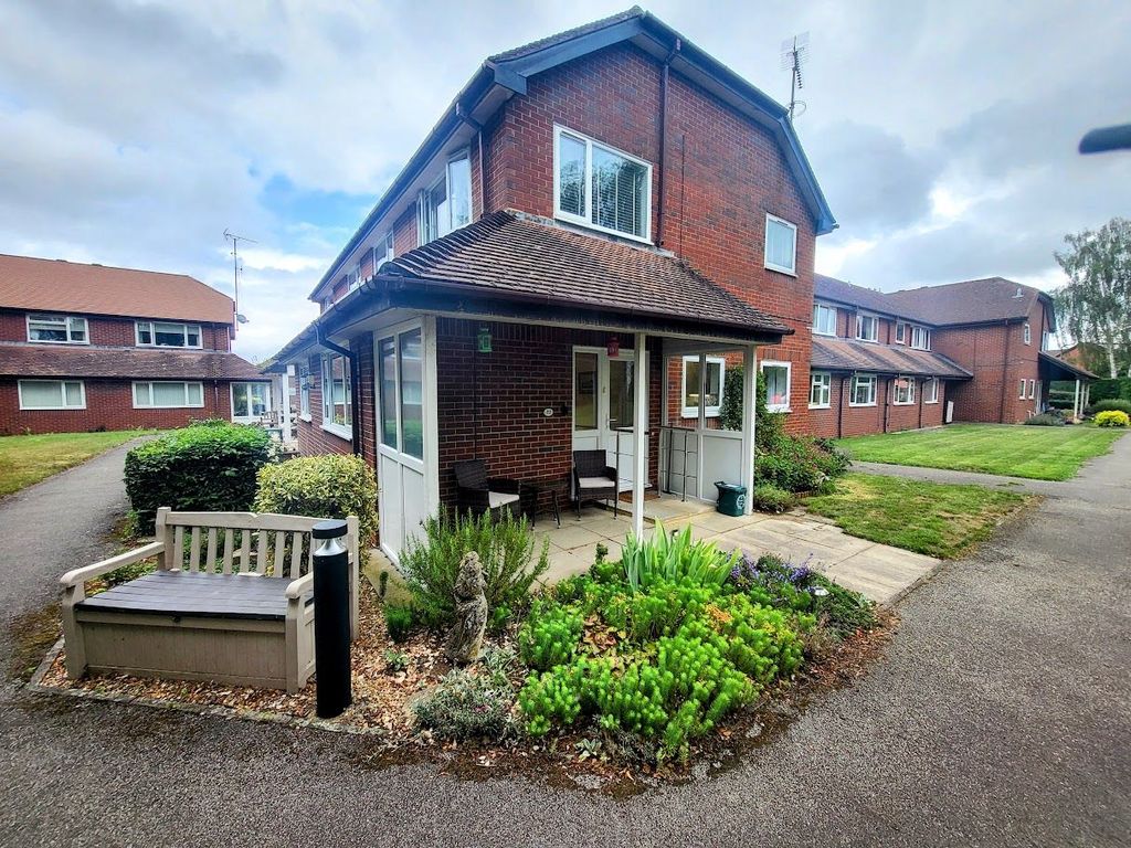 Property photo 1 of 15
