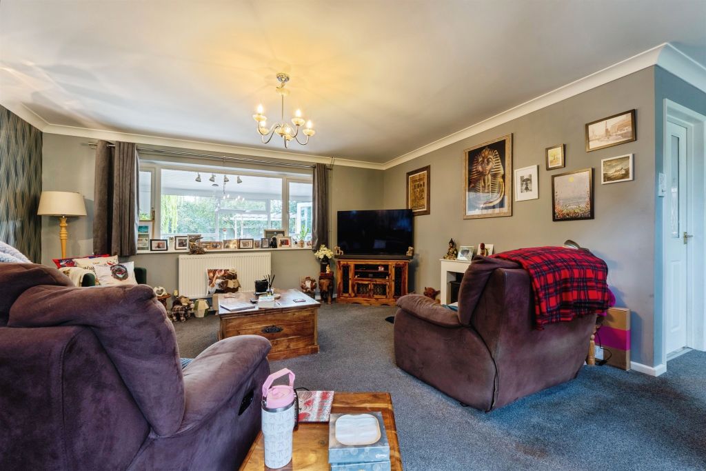 Property photo 3 of 19