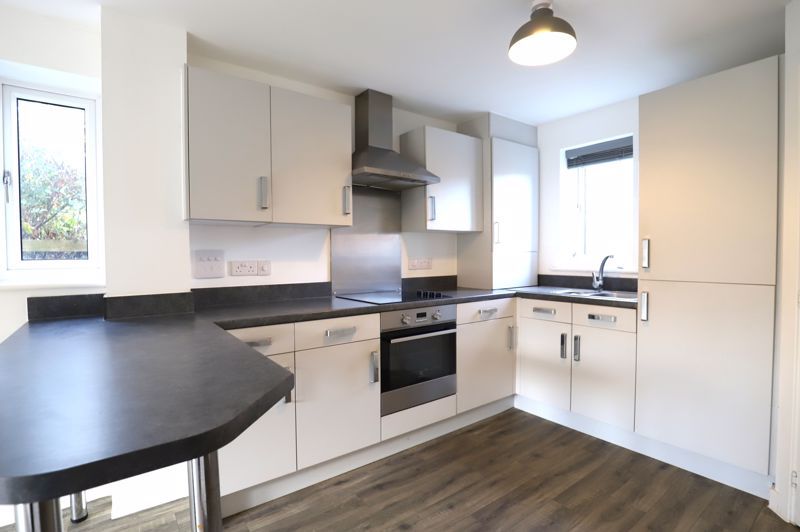 Property photo 2 of 9 Photo 6