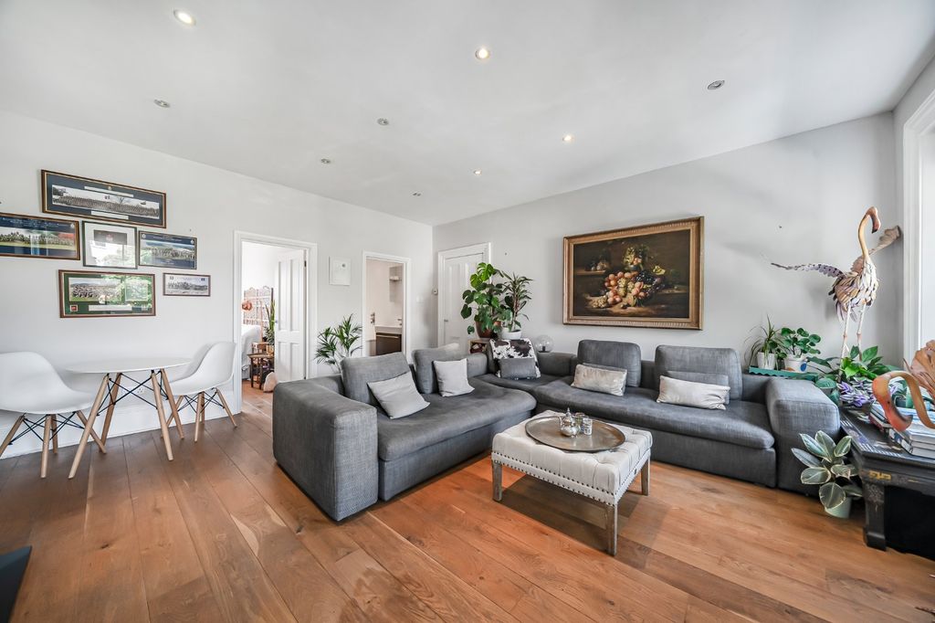 Property photo 3 of 10 Reception Room