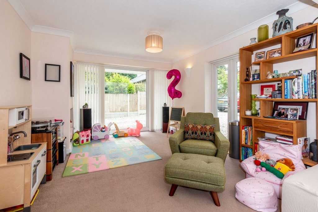 Property photo 2 of 33 Image 2