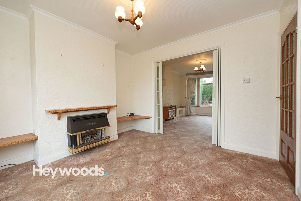 Property photo 3 of 40