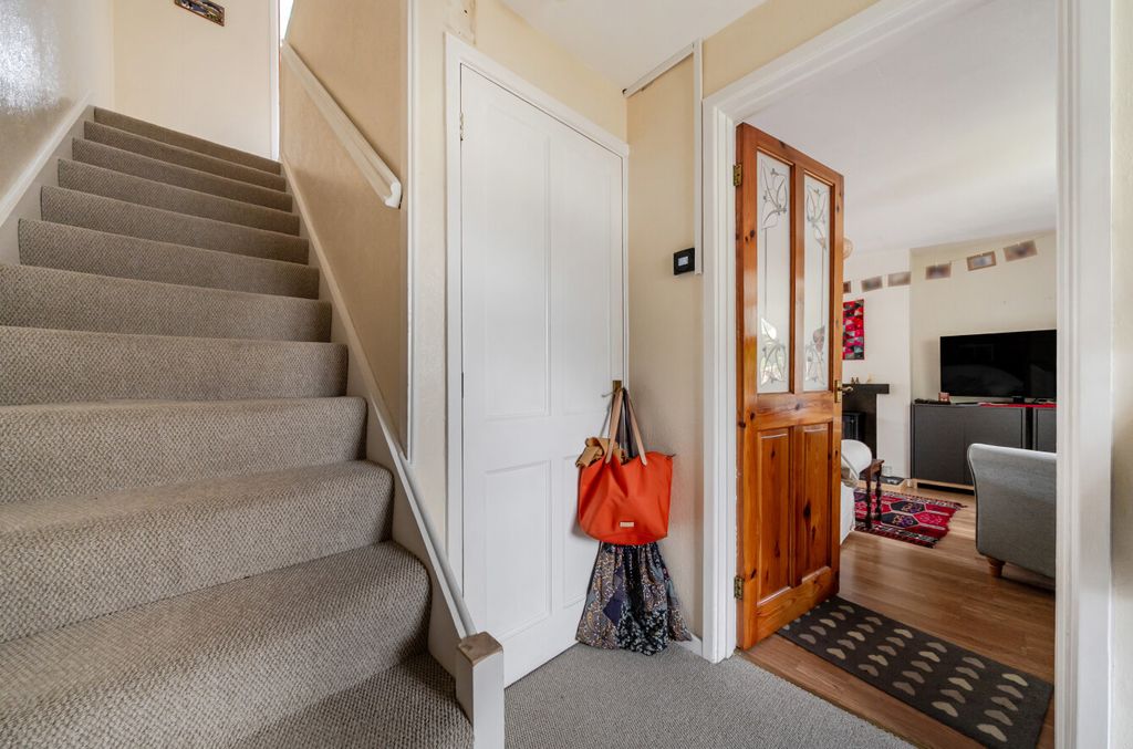 Property photo 2 of 20 1411012-6-698A51B...