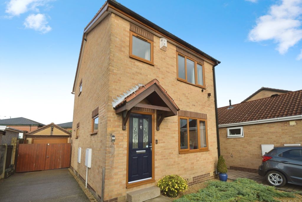 Property photo 2 of 17 Photo