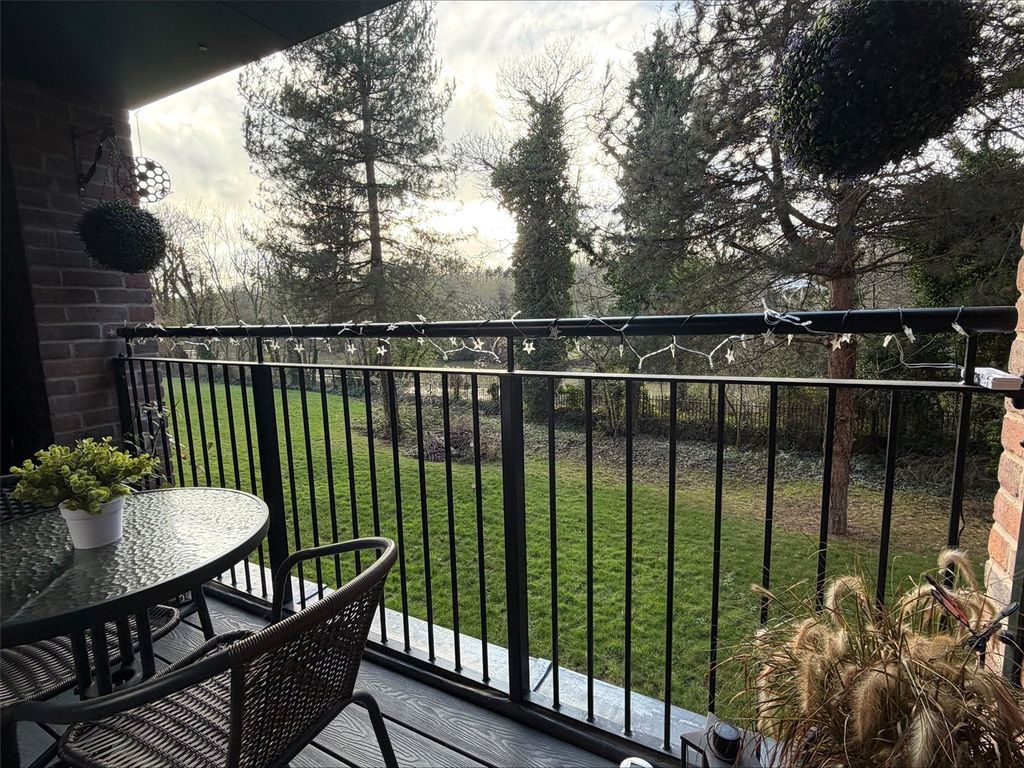 Property photo 1 of 19 Picture No. 21