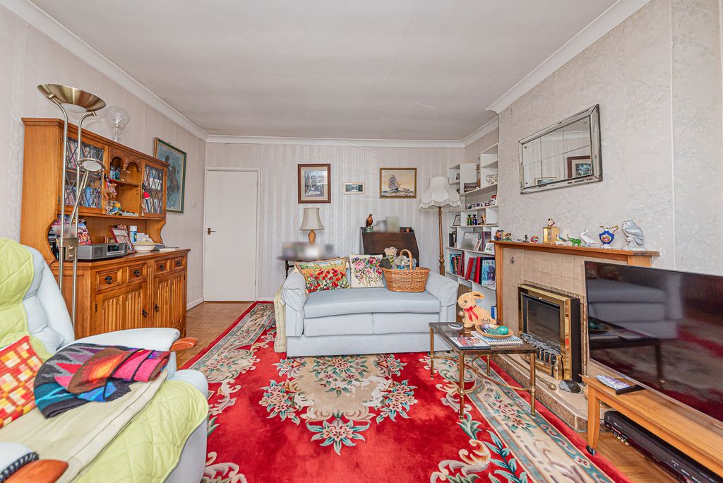 Property photo 3 of 13 Living Room