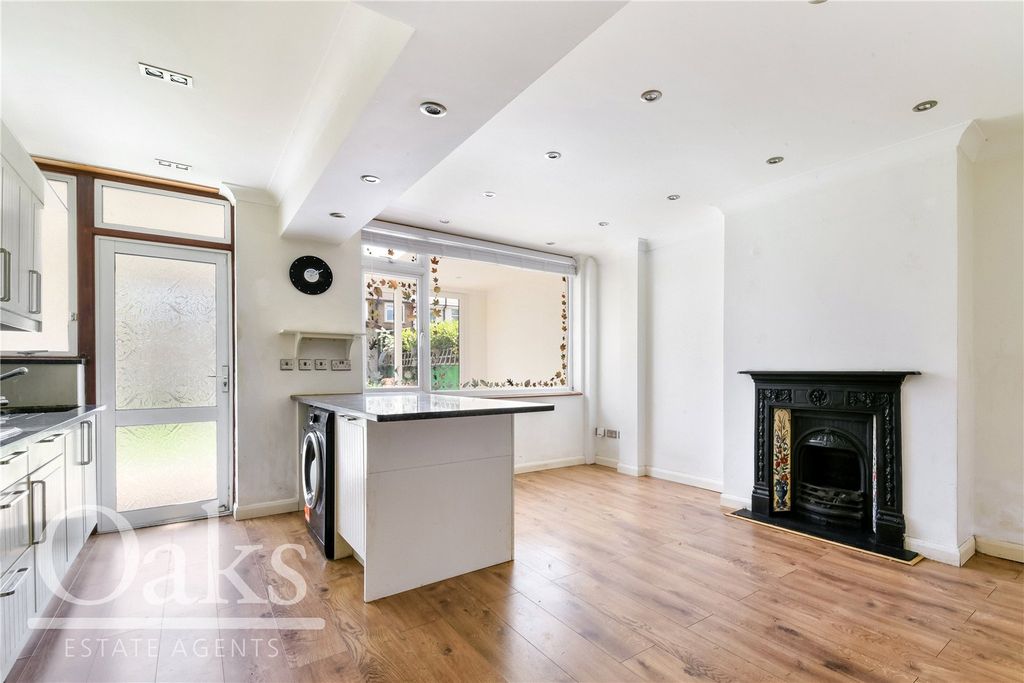 Property photo 2 of 12 Picture No. 08