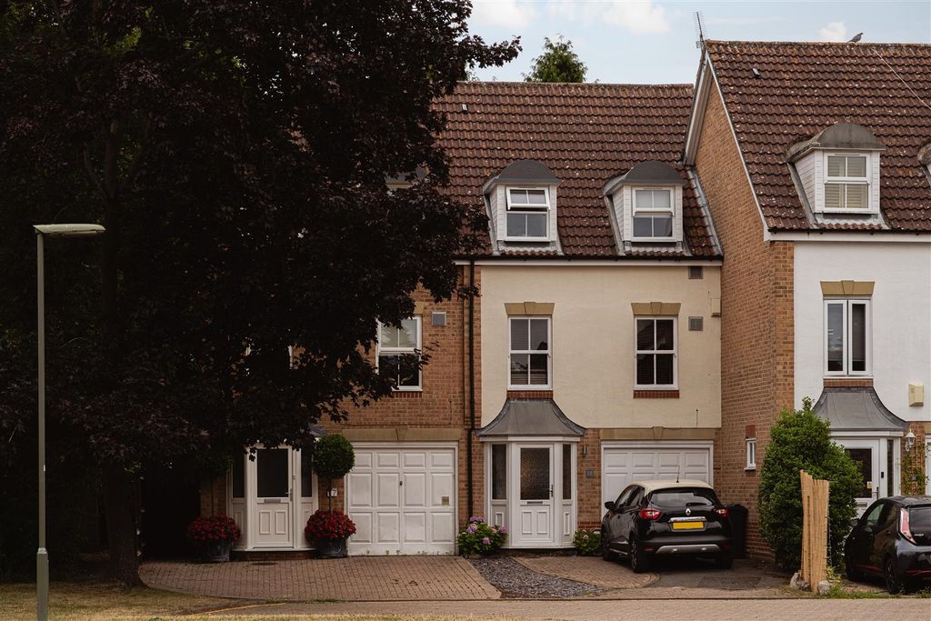 Property photo 1 of 12 9.Jpg