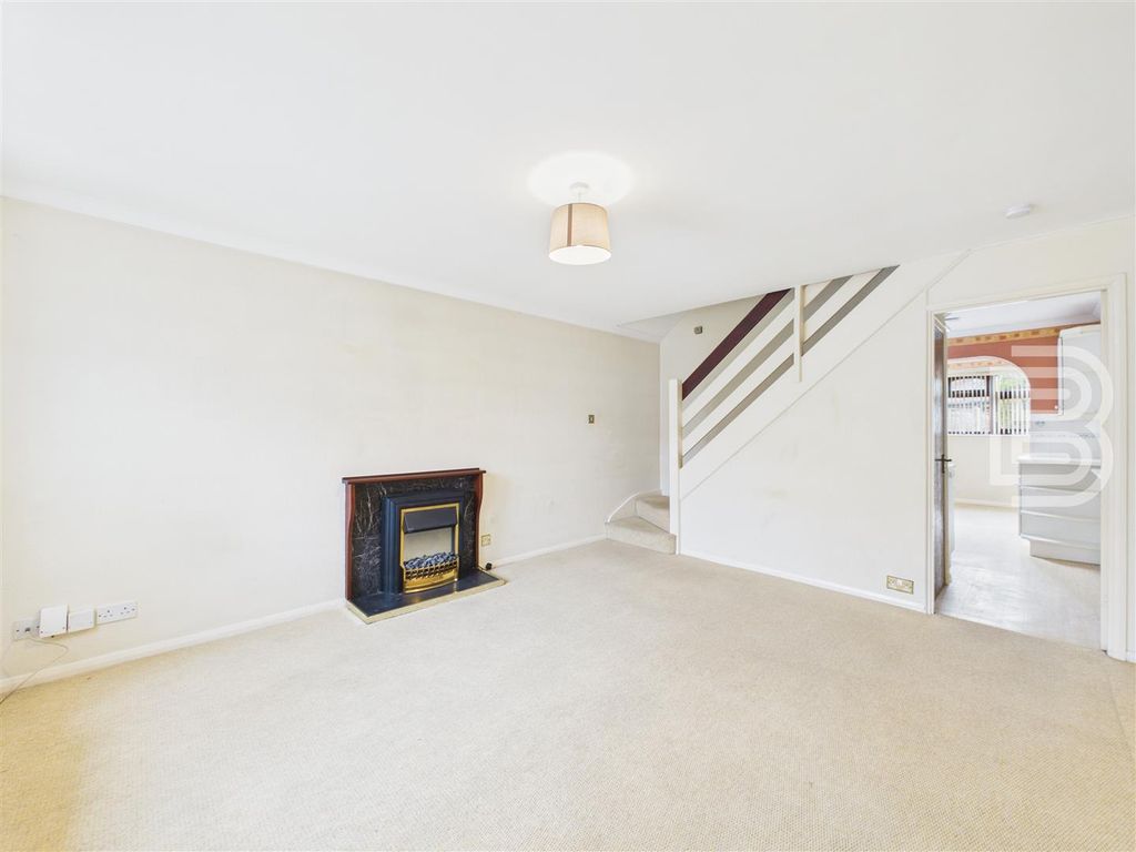 Property photo 2 of 14 Cam05587G0-Pr0154-Still004.Jpg