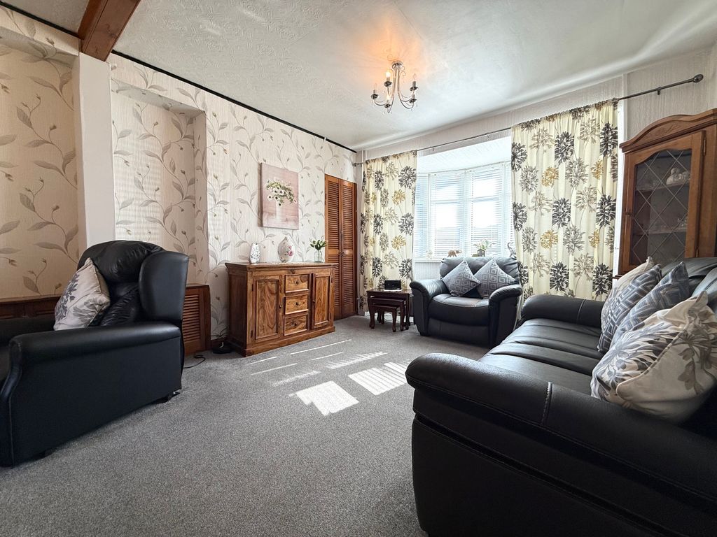 Property photo 2 of 16 Img_1916.Jpeg