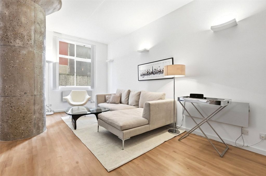 Property photo 1 of 29 Picture No. 06