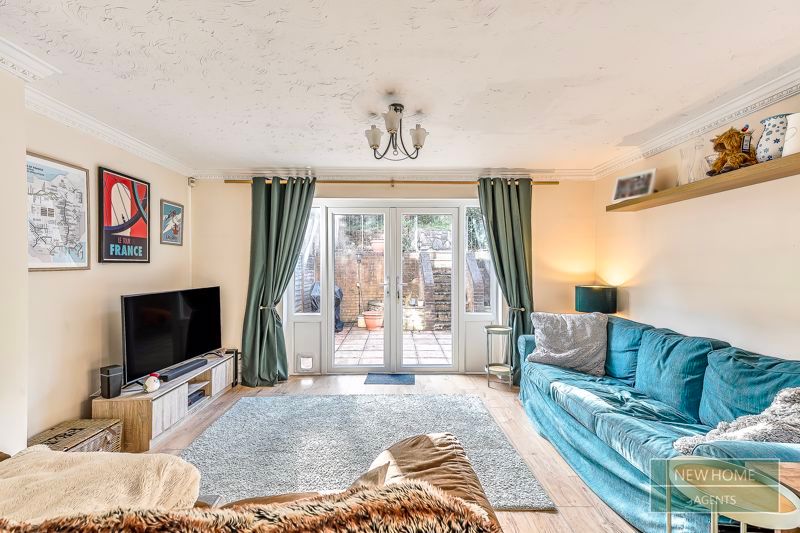 Property photo 3 of 15 Photo 7