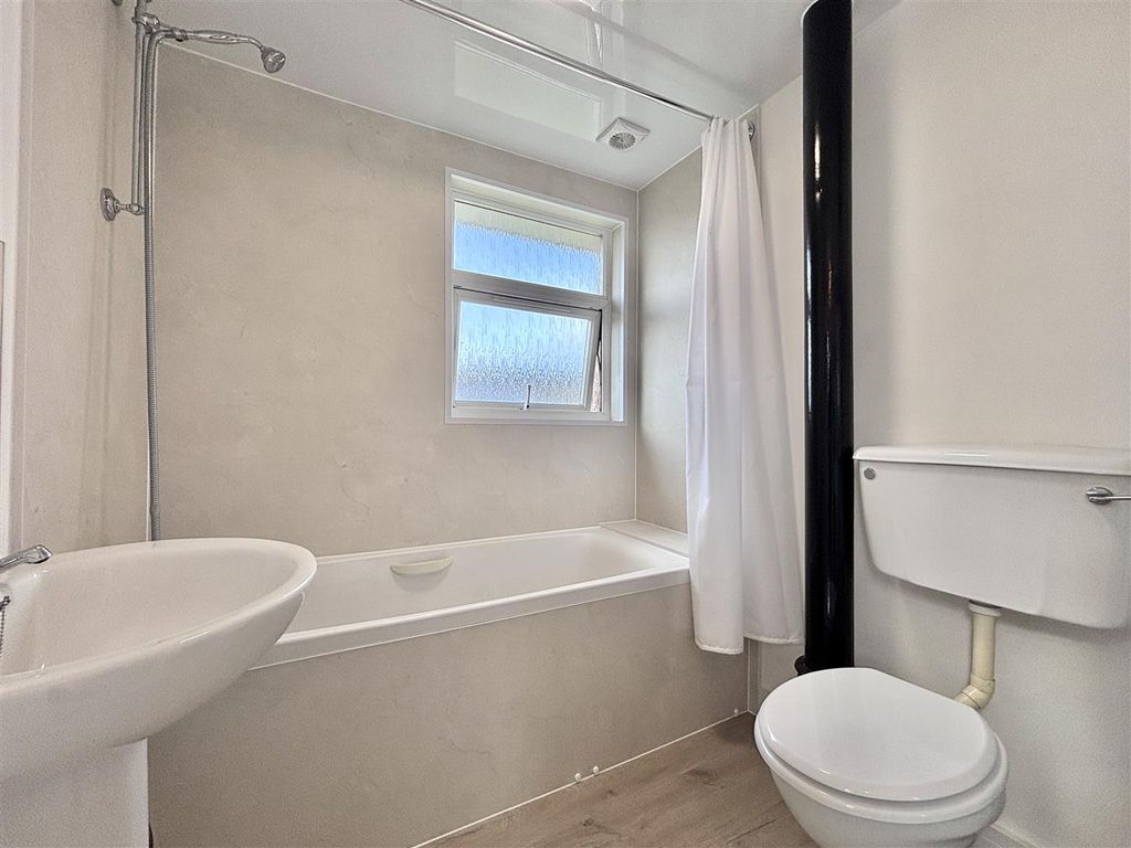 Property photo 3 of 11 Img_8519.Jpg