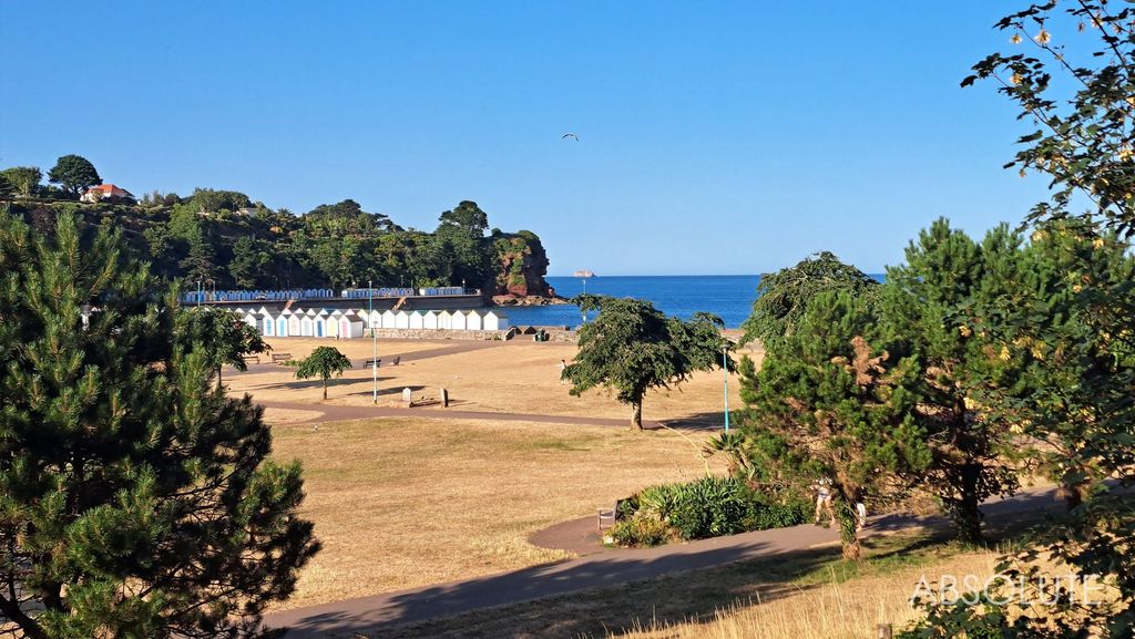 Property photo 1 of 37 Youngs Park And Beach