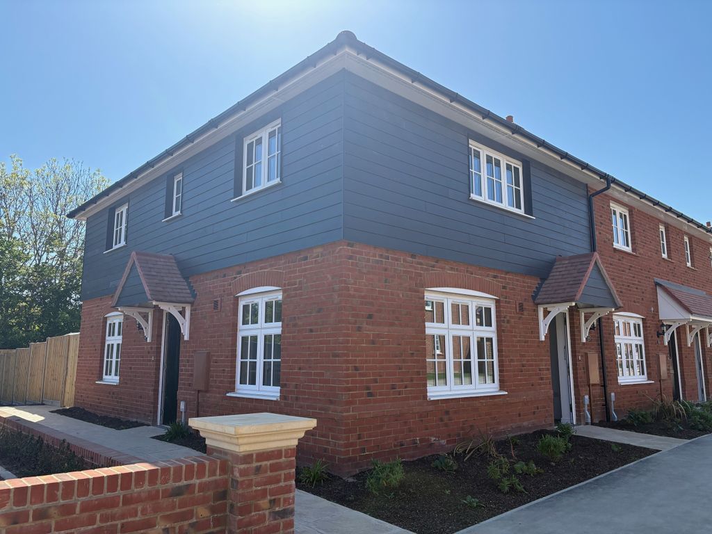 Property photo 1 of 8 8