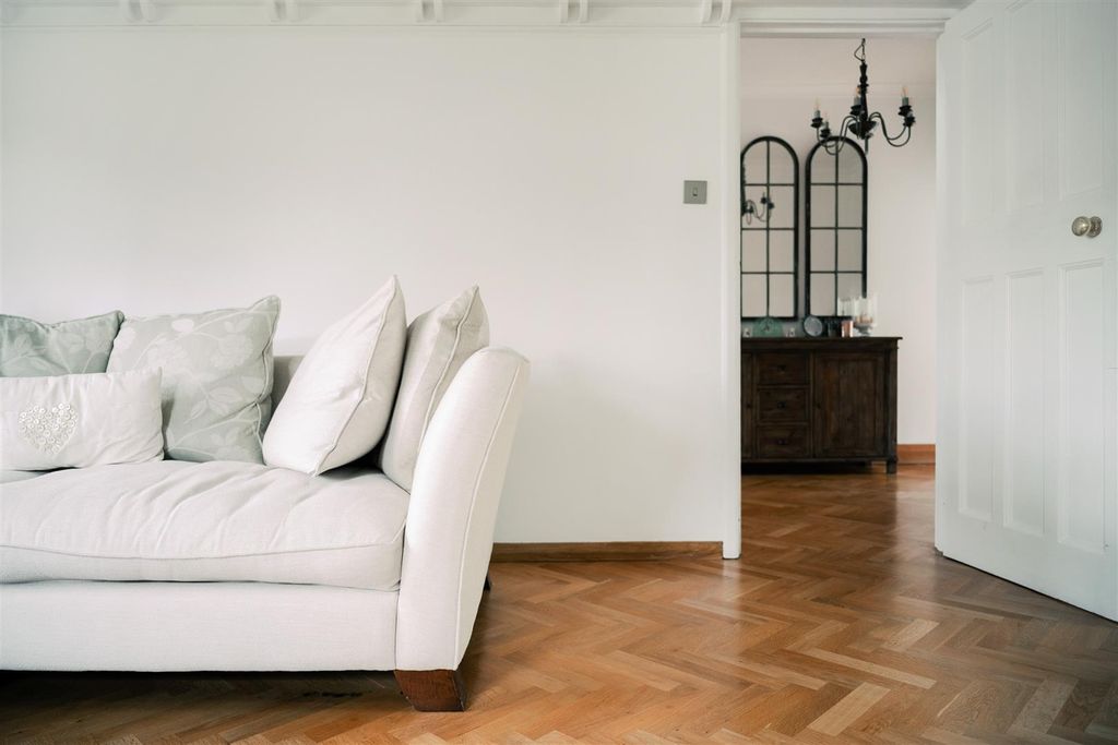 Additional image 6 of 5 bed detached house for saleHollymead Road, Chipstead, Coulsdon CR5