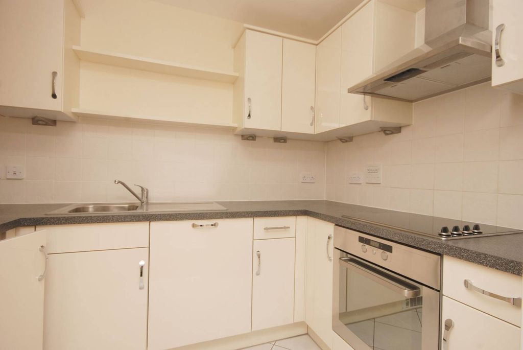 Property photo 1 of 5