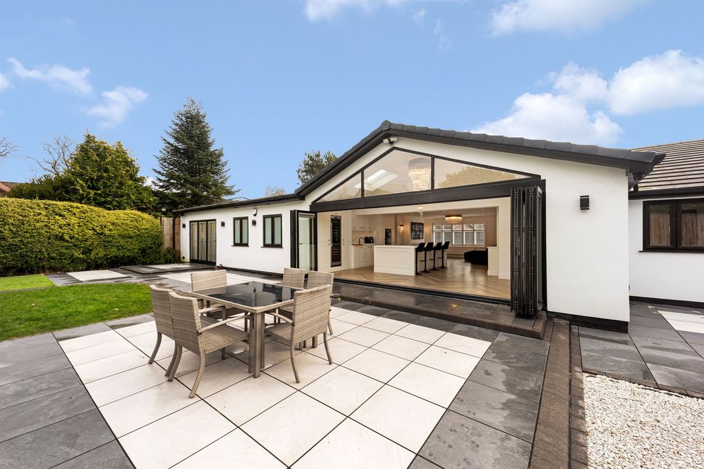 Property photo 2 of 57