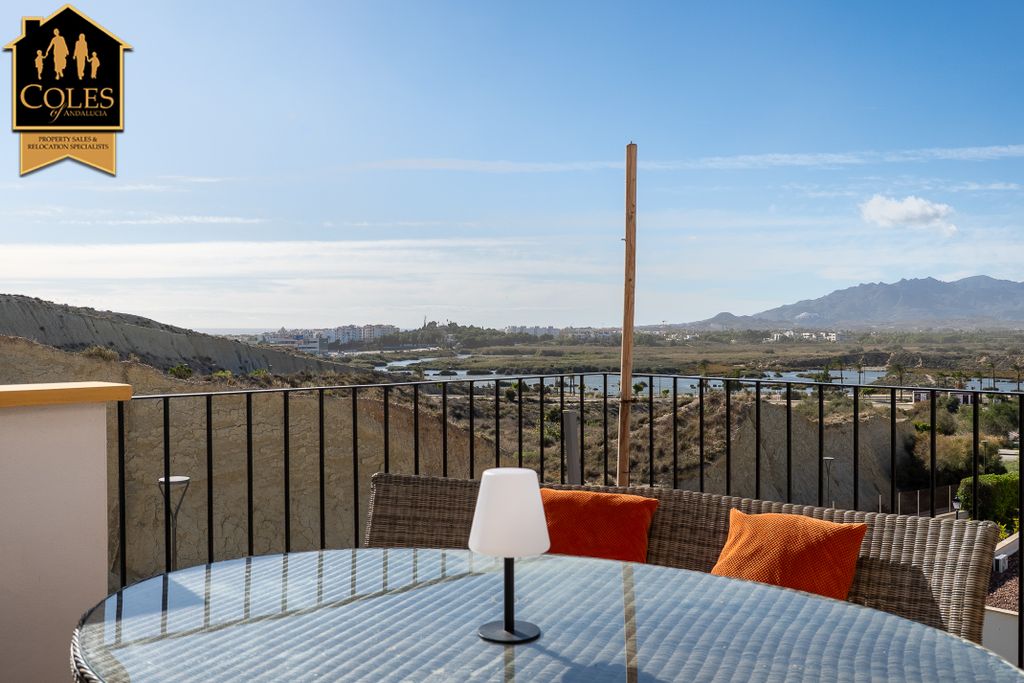 Property photo 2 of 28