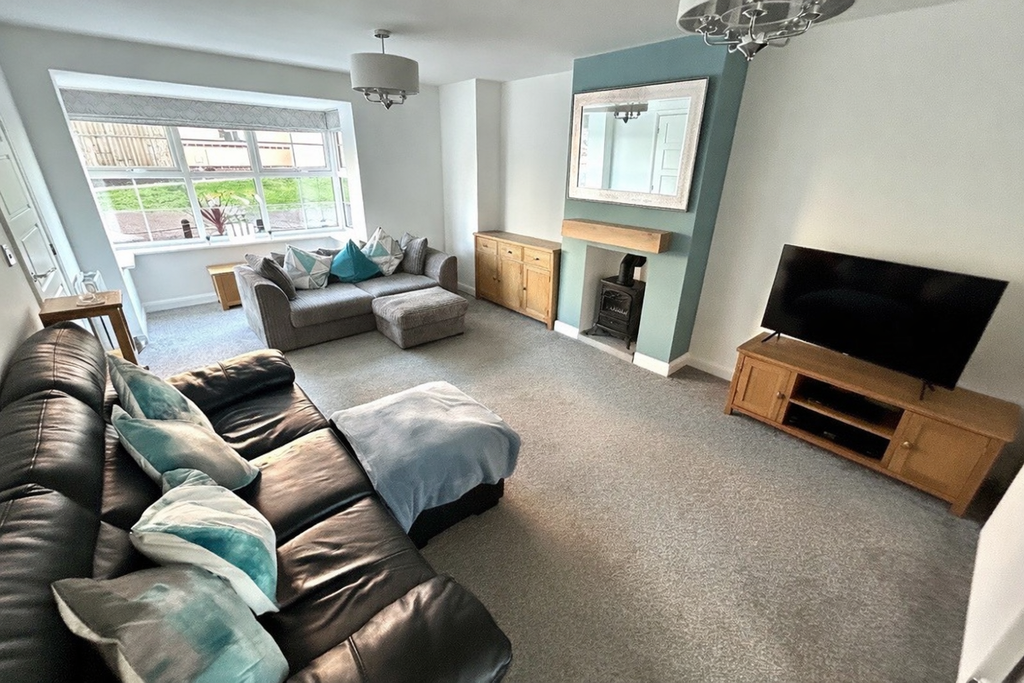 Property photo 2 of 35 Photo 4