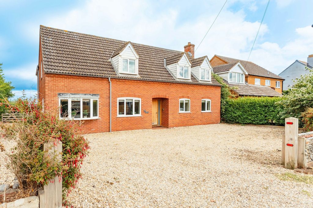 Property photo 1 of 36