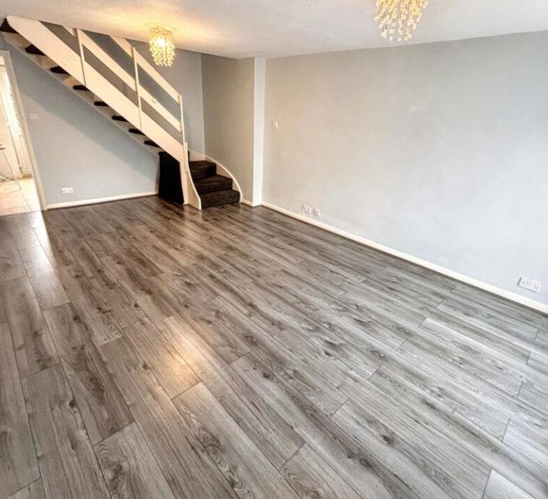 Property photo 2 of 6