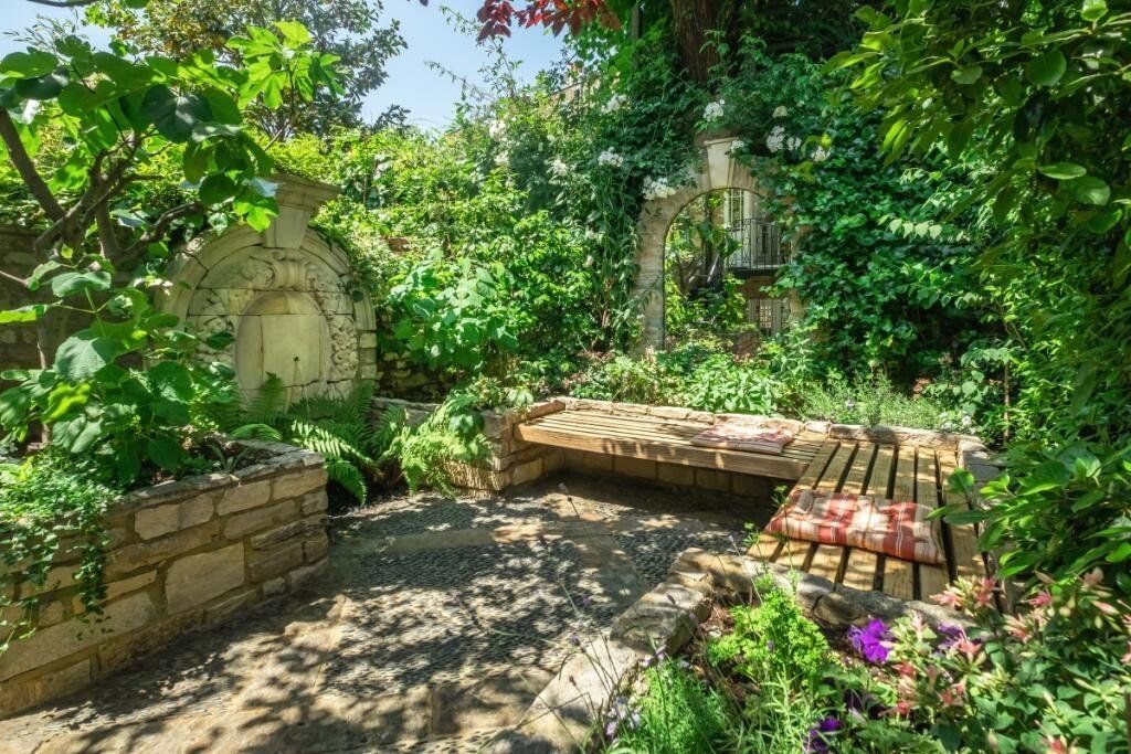 Property photo 3 of 22