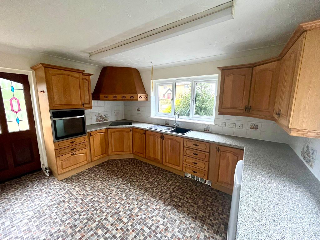 Property photo 3 of 12 Image