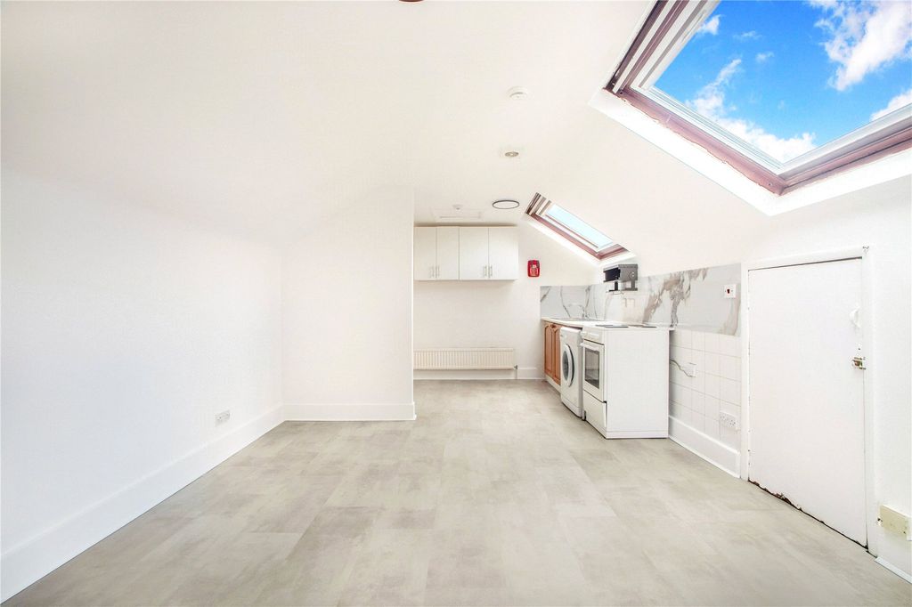 Property photo 1 of 13 Picture No. 03