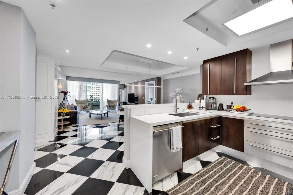 Property photo 2 of 30 <Alttext/>