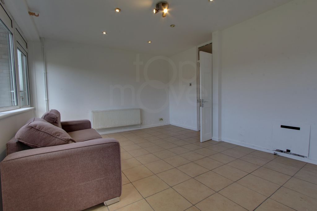 Property photo 2 of 10 Photo 2