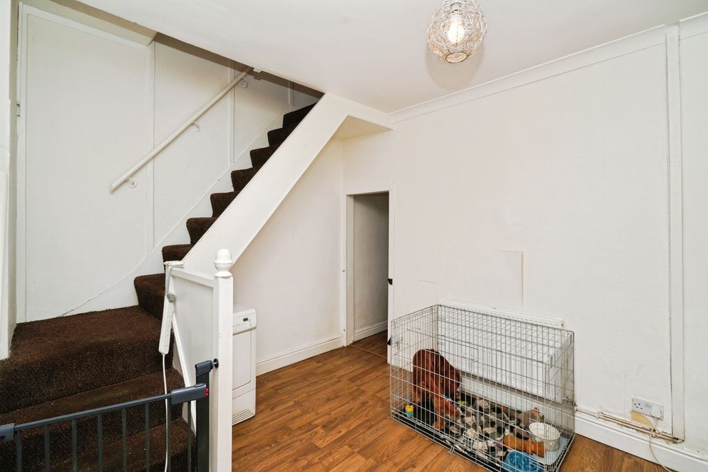 Property photo 3 of 15