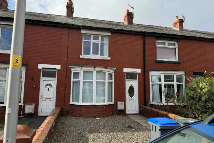 Property photo 1 of 10