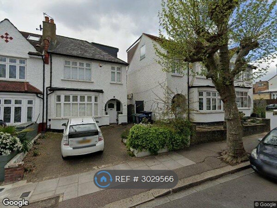 Property photo 2 of 11