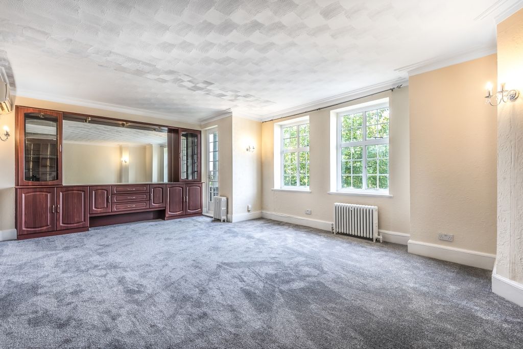 Property photo 1 of 6 353938 (5)