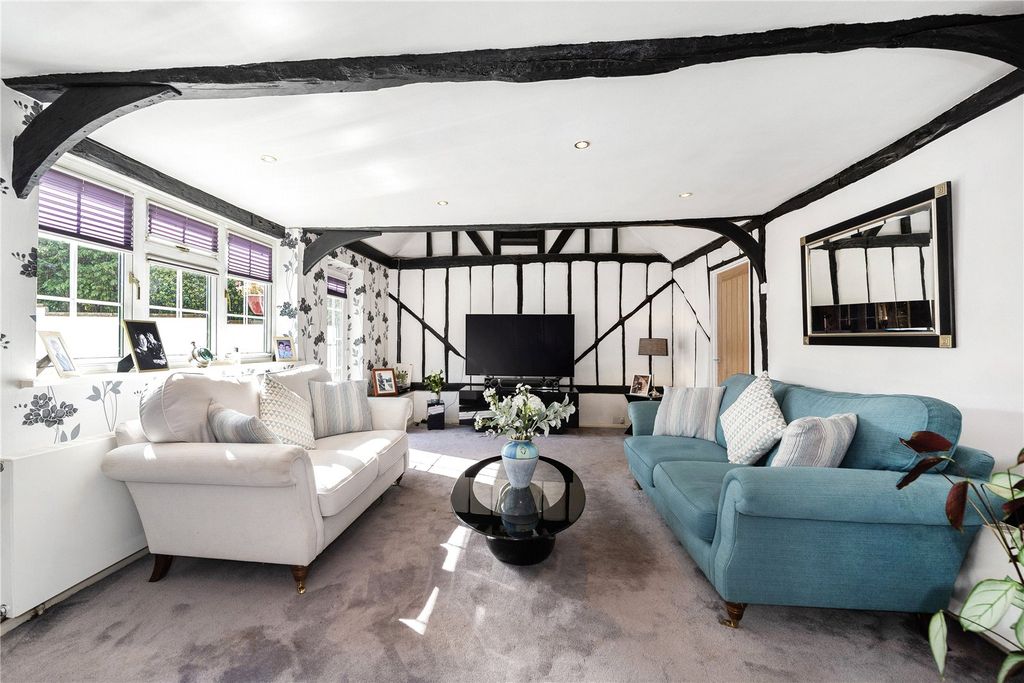 Property photo 2 of 23 Picture No. 26